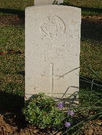 Salonika (Lembet Road) Military Cemetery - Robinson, Walter